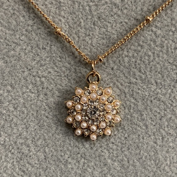 NWT Lauren Conrad gold tone genuine freshwater pearl necklace - Picture 5 of 6